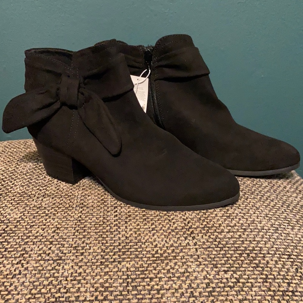 Old Navy Black Bow Bootie